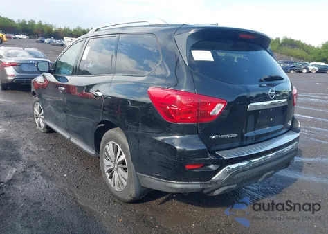 2017 Nissan Pathfinder S z USA, uszkodzony, nr VIN 5N1DR2MM7HC639367